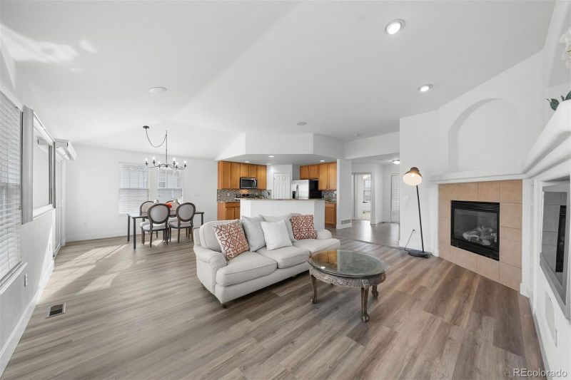 7790 S Quatar Ct, Aurora, CO 80016