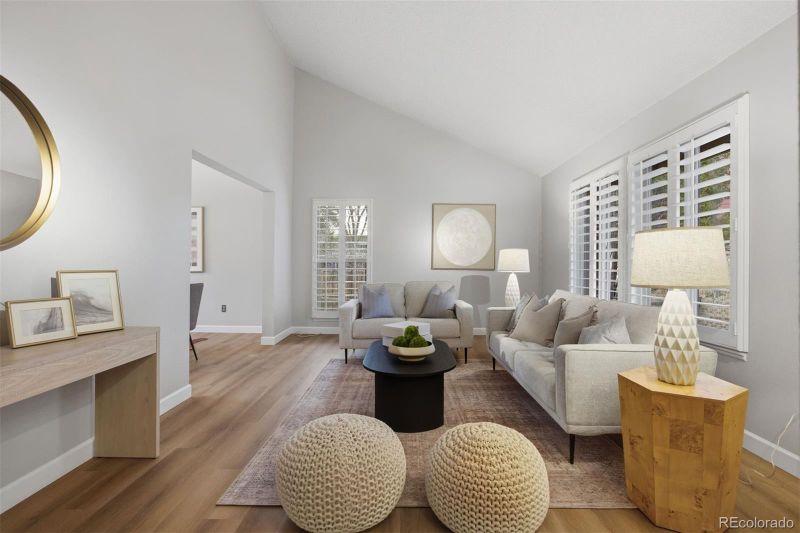 3124 E Hinsdale Pl, Centennial, CO 80122
