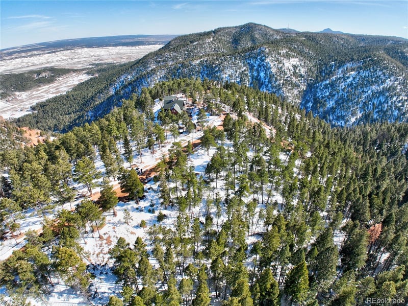 13985 Boulder Ln, Larkspur, CO 80118