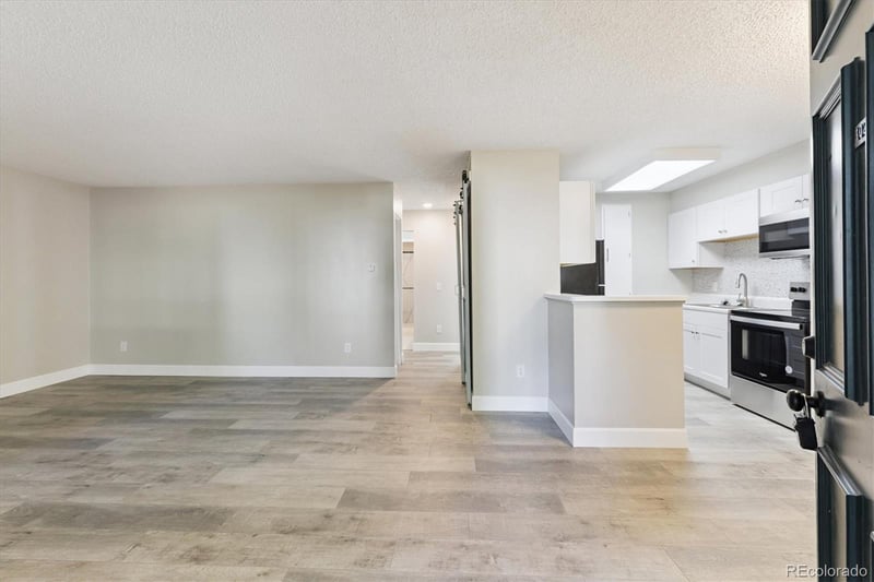 2225 S Jasmine St #102, Denver, CO 80222