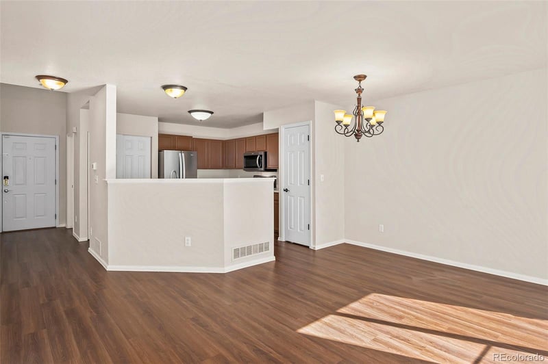 1127 S Ventura Cir #C, Aurora, CO 80017