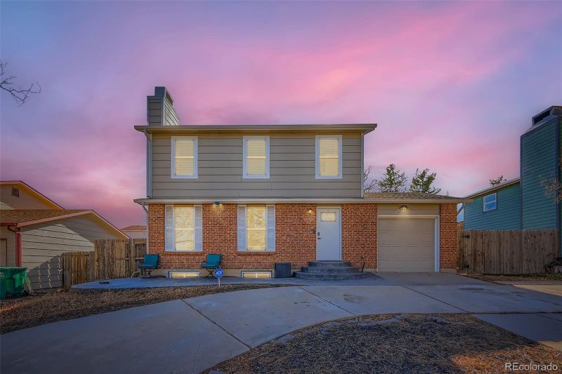 17422 E Arizona Ave, Aurora, CO 80017