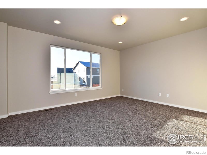 3304 Sapphire Ct, Evans, CO 80634