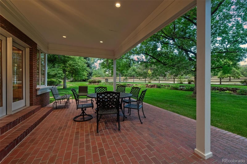 5403 S Cottonwood Ct, Greenwood Village, CO 80121