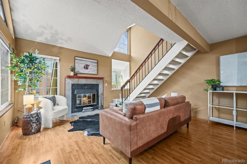 970 S Dahlia St #B, Denver, CO 80246