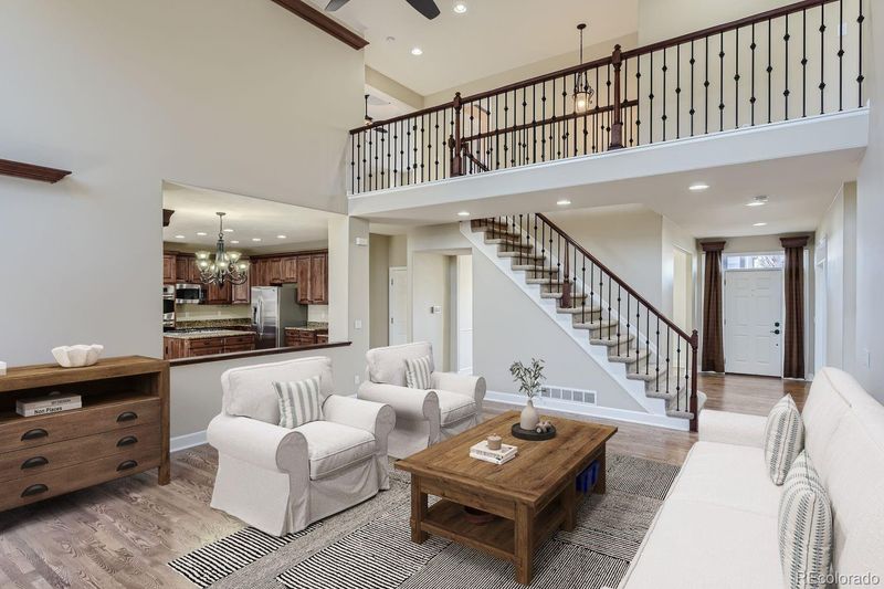 9602 S Hackberry St, Highlands Ranch, CO 80129