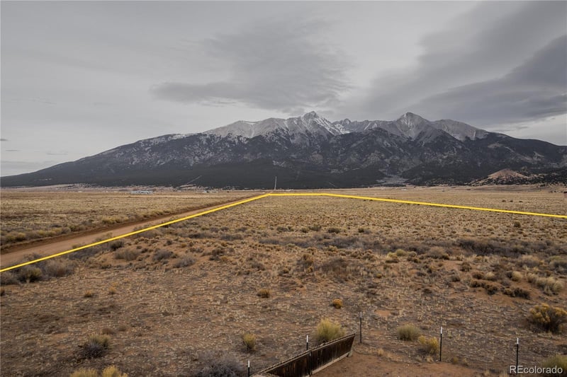 32500 Oak Ave, Blanca, CO 81123