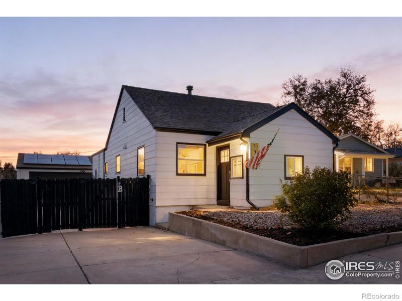 131 Bowen St, Longmont, CO 80501