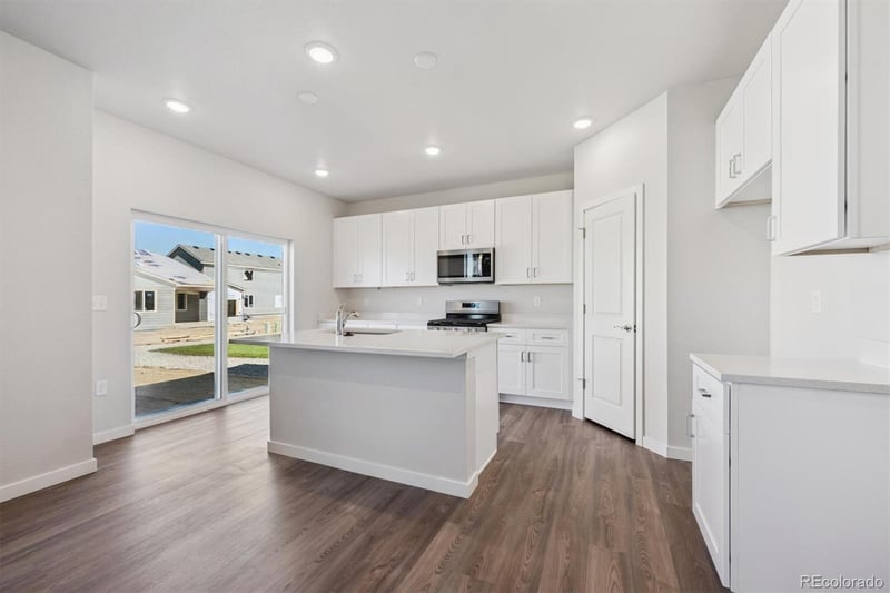 4540 Blue Grama Dr, Dacono, CO 80514