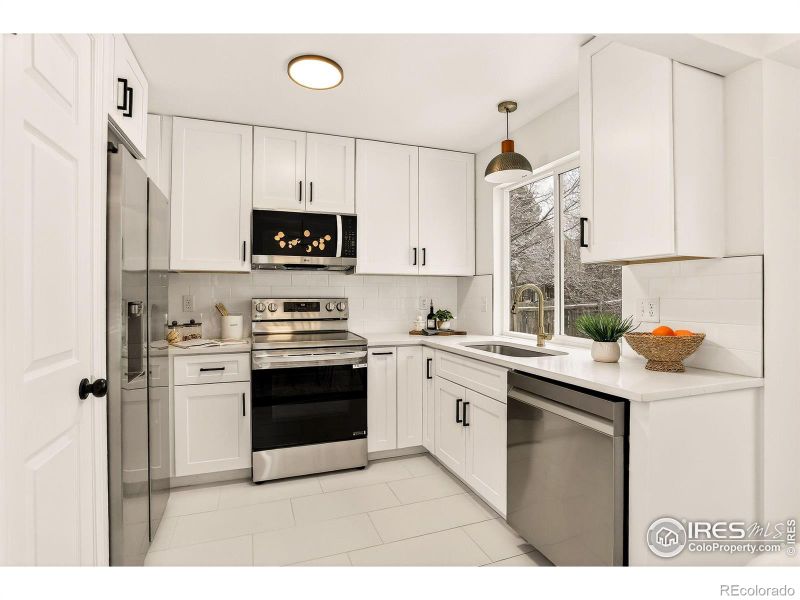919 Vetch Cir, Lafayette, CO 80026