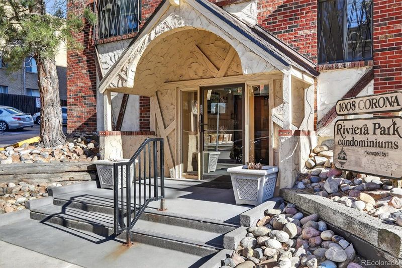 1008 N Corona St #405, Denver, CO 80218