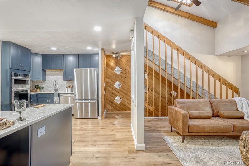 1063 W Powers Ave, Littleton, CO 80120