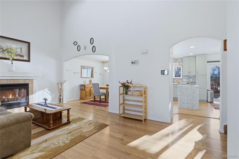 2126 S Espana St, Aurora, CO 80013