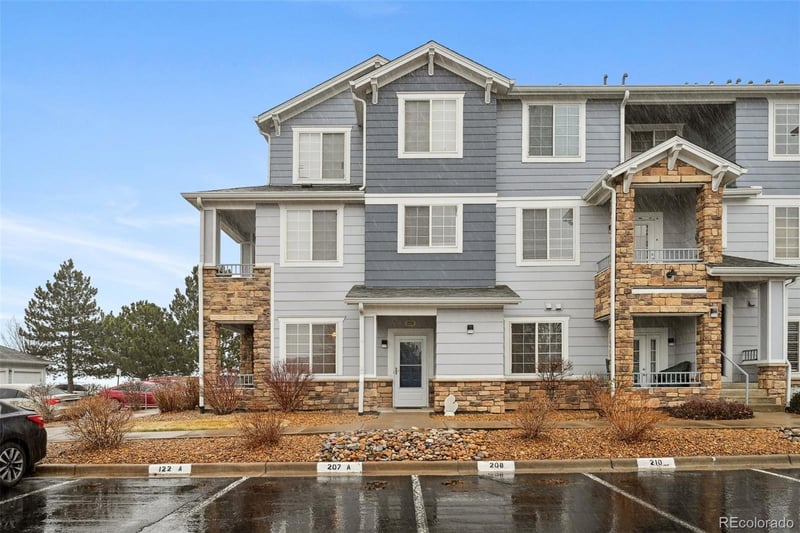 5255 Memphis St #208, Denver, CO 80239