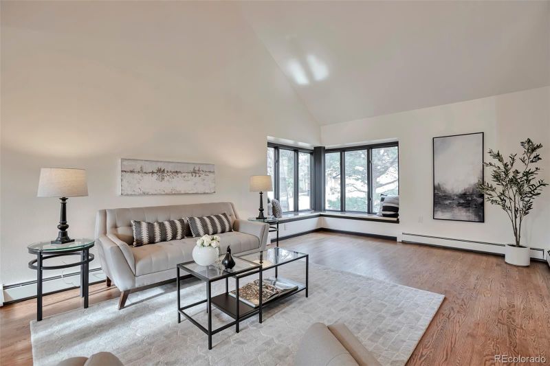 4853 S Crystal St, Aurora, CO 80015