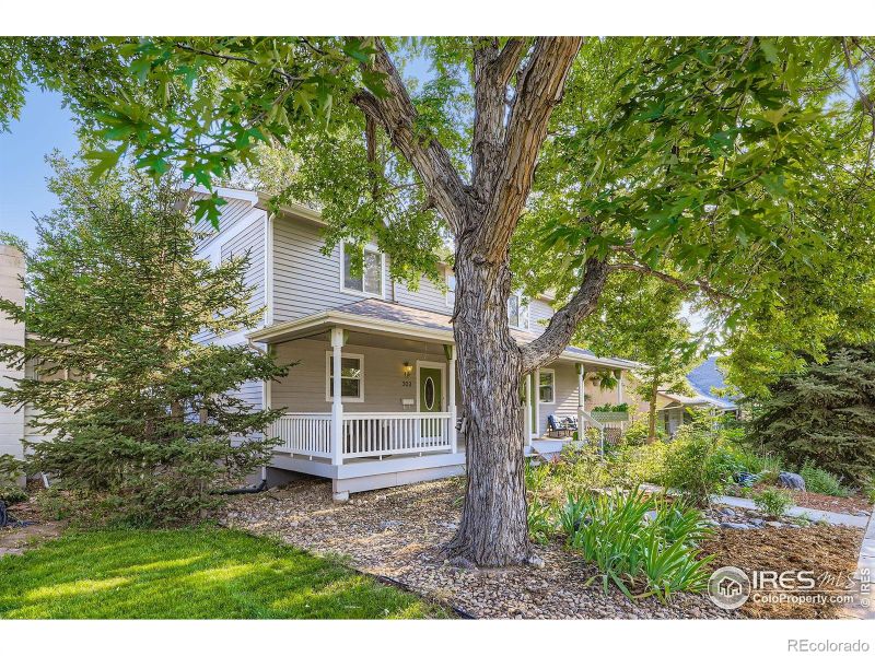 303 E Geneseo St, Lafayette, CO 80026
