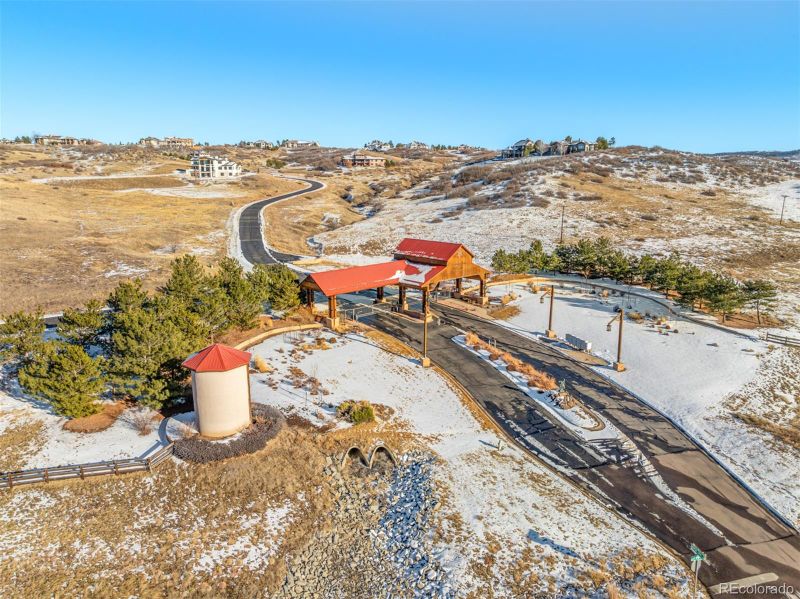 5237 Aspen Leaf Dr, Littleton, CO 80125