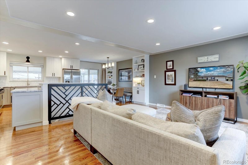 807 S Jasmine St, Denver, CO 80224