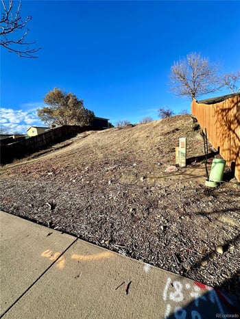 2422 E 96th Way, Thornton, CO 80229