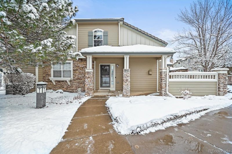 8843 Edinburgh Cir, Highlands Ranch, CO 80129