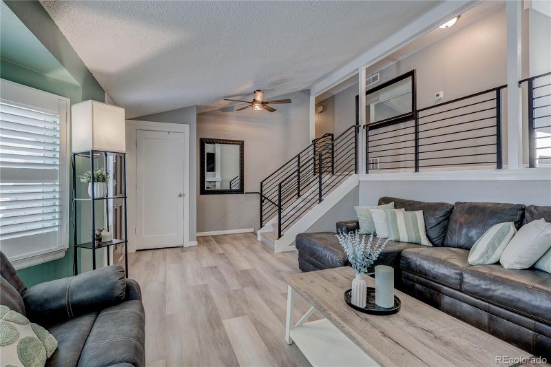 6862 S Zephyr St, Littleton, CO 80128