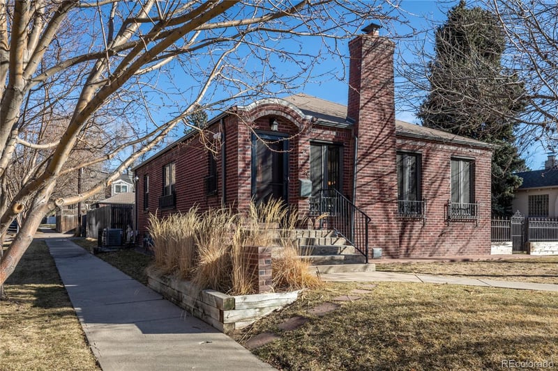 1586 Ivanhoe St, Denver, CO 80220
