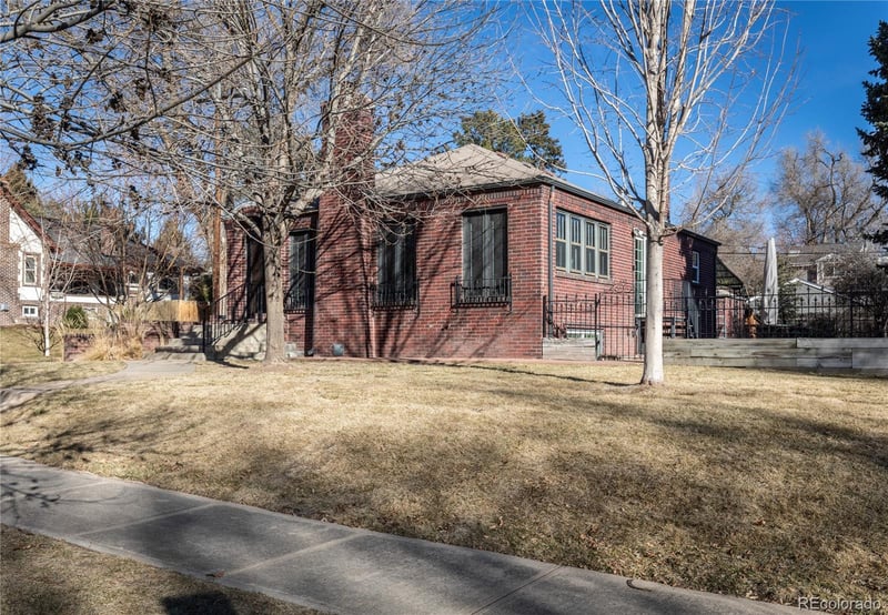 1586 Ivanhoe St, Denver, CO 80220