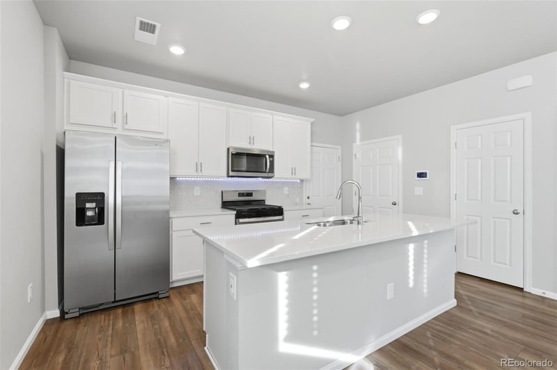 5099 S Robb St, Littleton, CO 80127