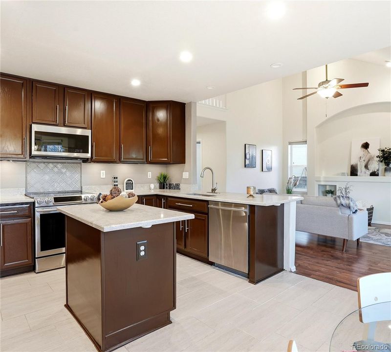 22684 E Ida Cir, Aurora, CO 80015