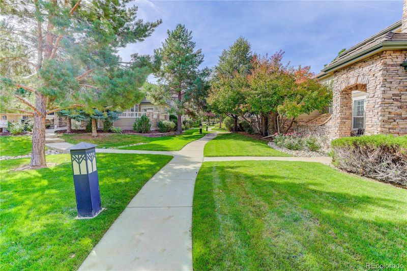 8886 Tappy Toorie Cir, Highlands Ranch, CO 80129
