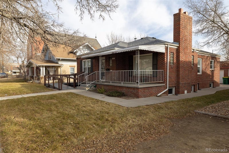 124 S 4th Ave, Brighton, CO 80601