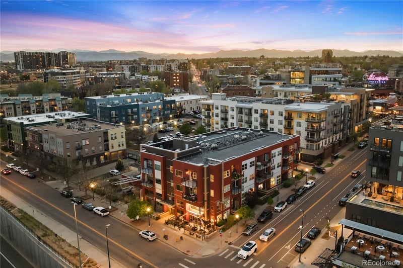 1555 Central St #301, Denver, CO 80211
