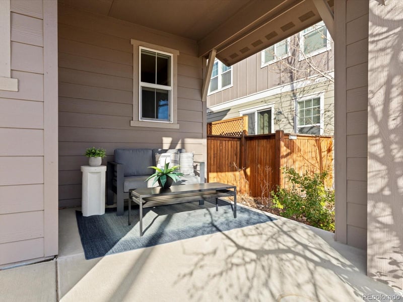 9215 E Prairie Meadow Dr, Denver, CO 80238