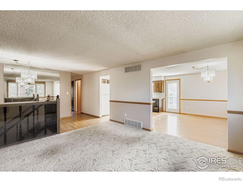 233 La Paz Pl, Longmont, CO 80501