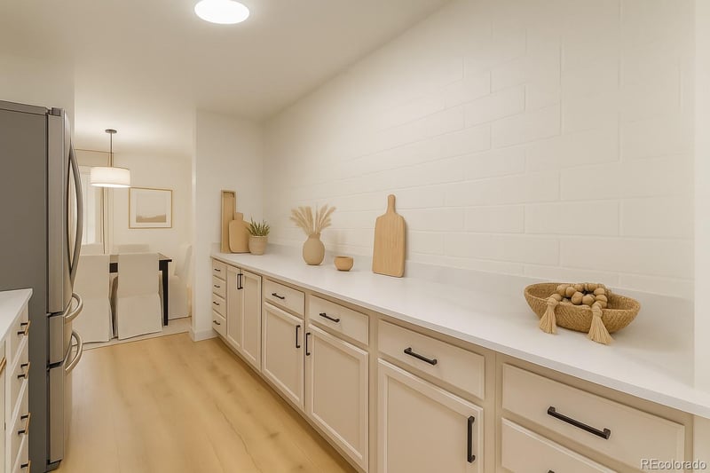 460 S Marion Pw #102, Denver, CO 80209
