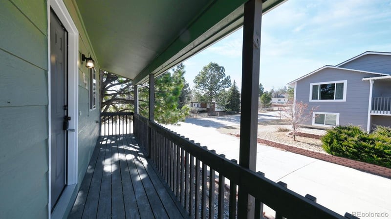 275 Settlement Ln #E2, Elizabeth, CO 80107