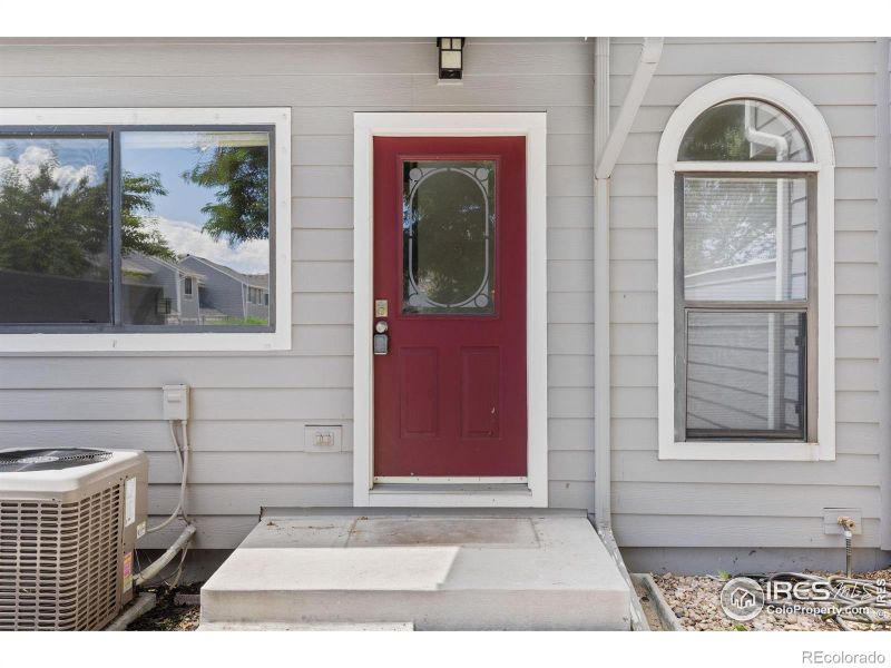 323 S Taft Ct, Louisville, CO 80027