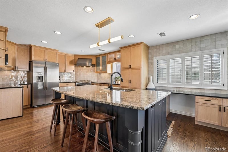 495 Columbine St, Denver, CO 80206