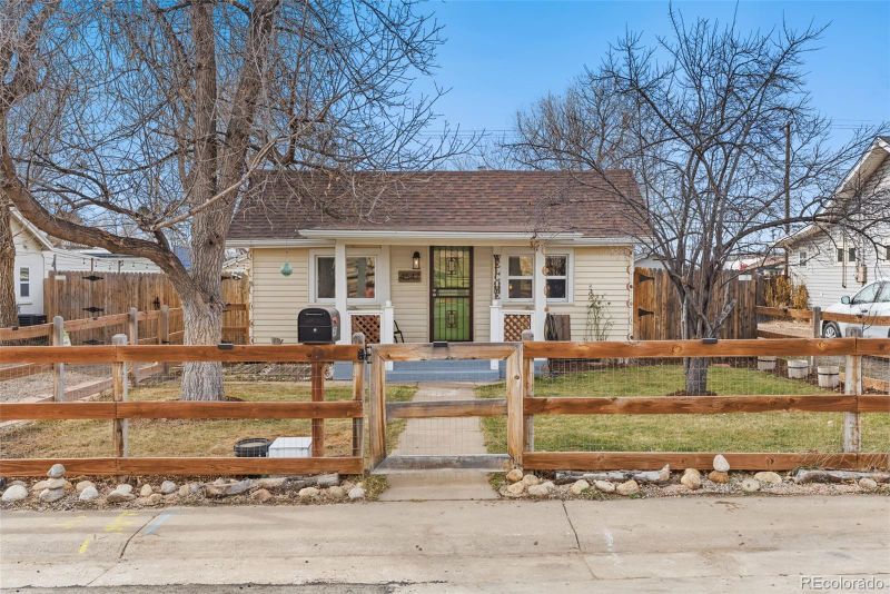 4547 S Lincoln St, Englewood, CO 80113
