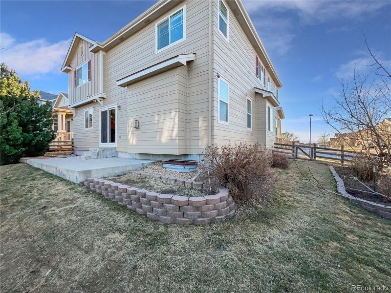 5014 S Shawnee St, Aurora, CO 80015