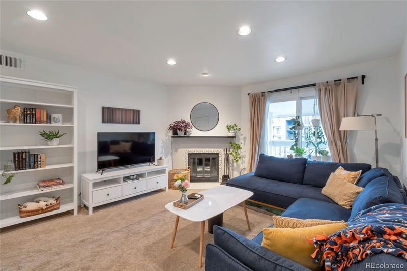 4400 S Quebec St #201, Denver, CO 80237
