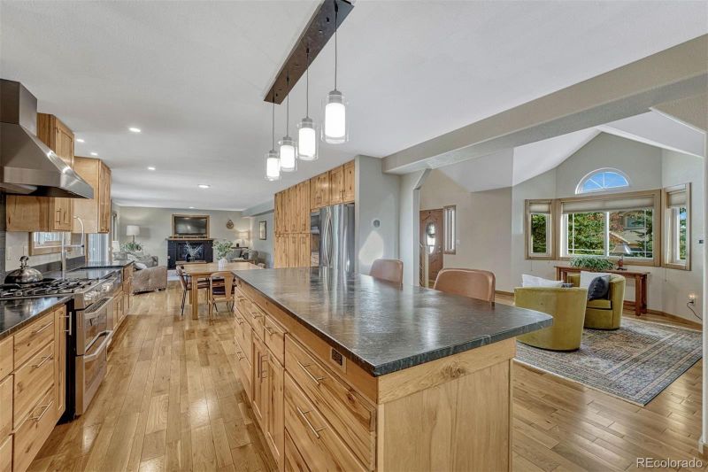 5560 Darien Way, Colorado Springs, CO 80919