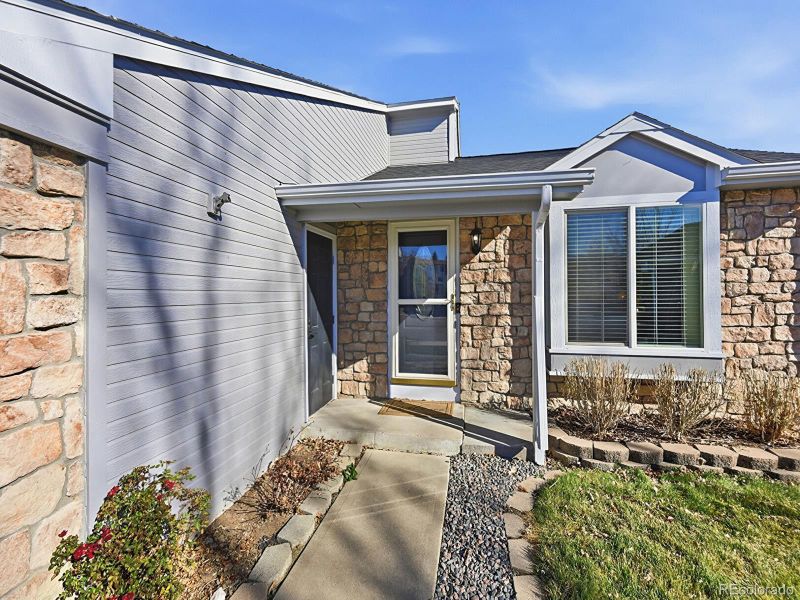 5992 S Owens Ct, Littleton, CO 80127