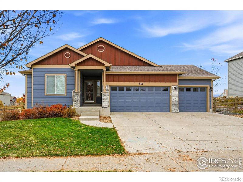 551 Capitol Reef Ct, Berthoud, CO 80513