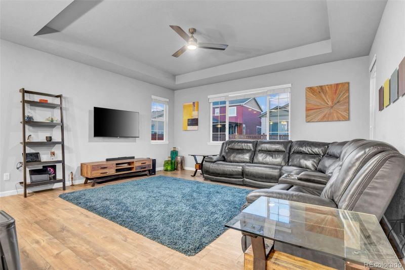 6080 N Fundy St, Aurora, CO 80019