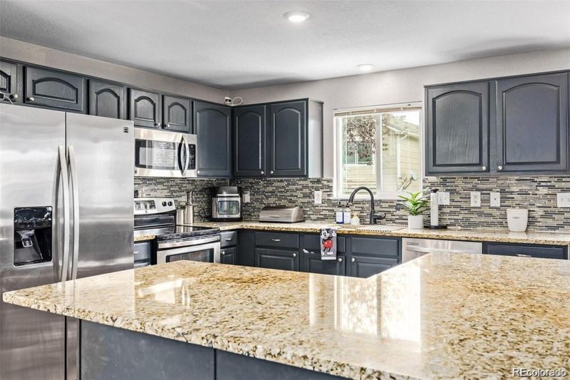 10076 Helenaa St, Commerce City, CO 80022