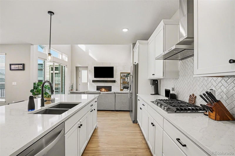 9958 E 63rd Pl, Denver, CO 80238