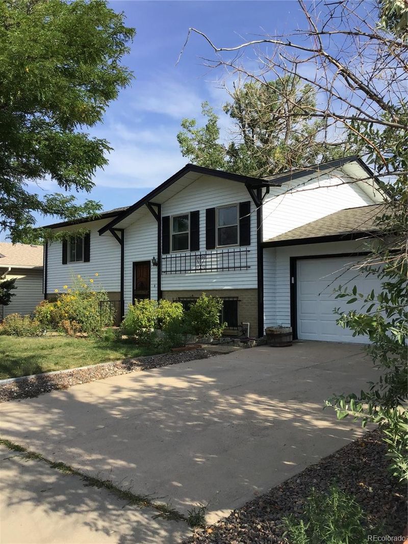 12149 E Oregon Dr, Aurora, CO 80012