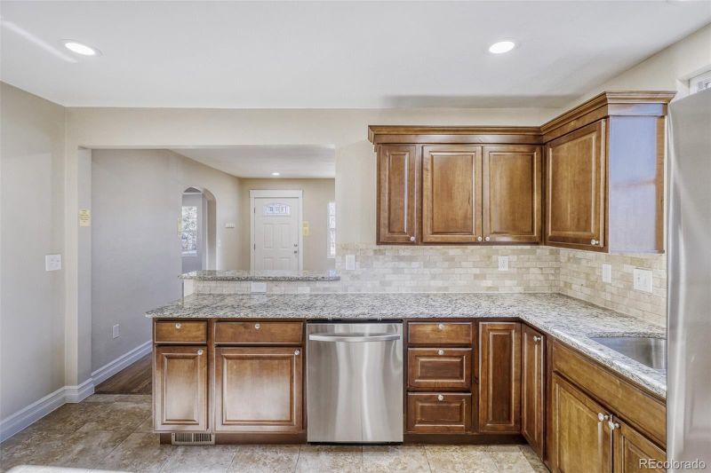 3639 S Bannock St, Englewood, CO 80110