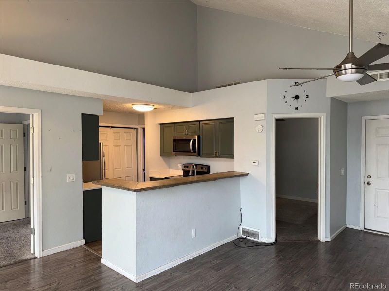13762 E Lehigh Ave #B, Aurora, CO 80014
